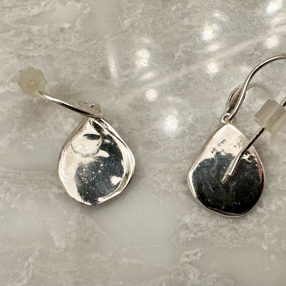 Silver drop earring